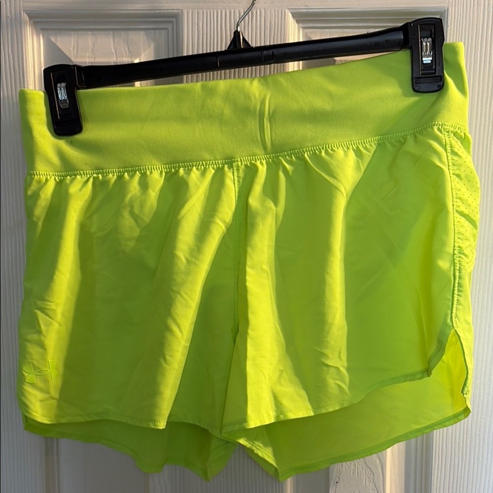 Under armour Green Athletic Shorts with Lightweight Design